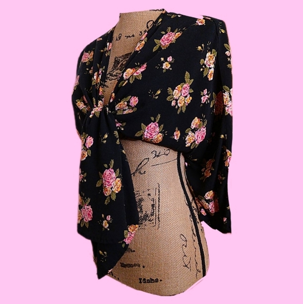 Versatile Crop Top - Picture 3 of 6